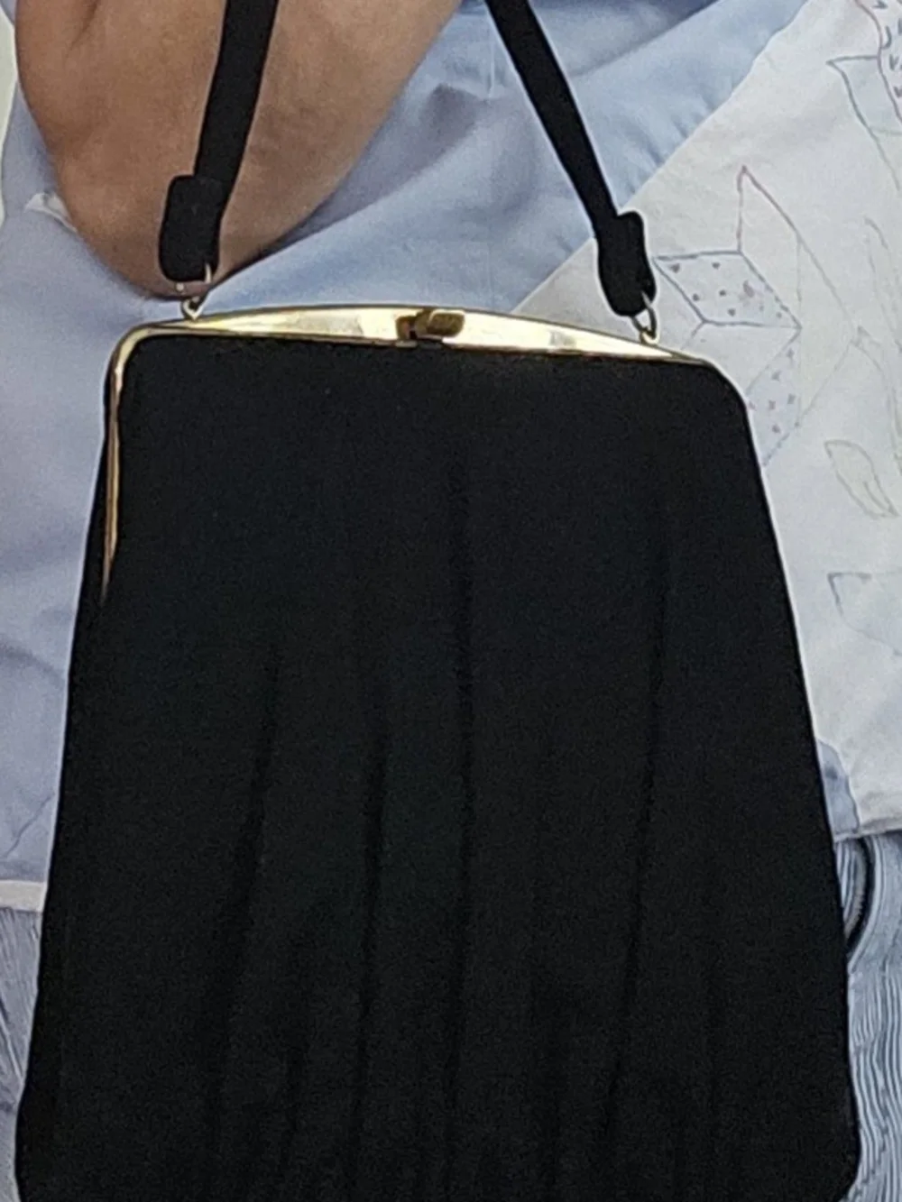 Vintage Adorable Suede Purse